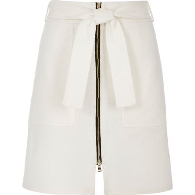 White textured zip-up A-line skirt
